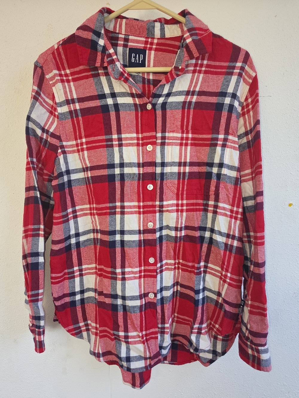 GAP Womens Red Plaid Button-Down Shirt